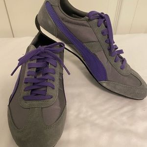Puma Women’s Runner Nylon shoes, Size 7.5